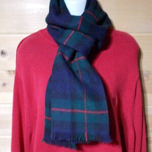 Saks Fifth Avenue So Soft & Cozy Scarf NWOT VTG
